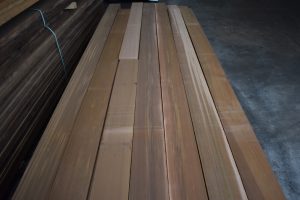 L- Western Red Cedar B